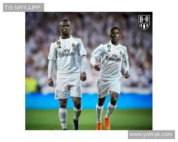 足球皇马球星卡收藏热潮揭示的体育文化与市场潜力